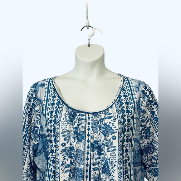 NWOT, Lily by Firmiana, Plus Size Floral Midi Dress, 2X, Blue & White - Picture 3 of 9